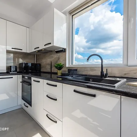 Spacious 1022