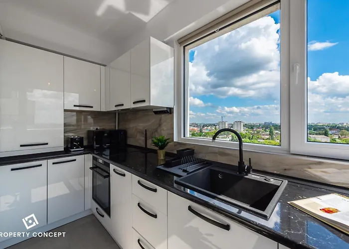 Spacious 1022