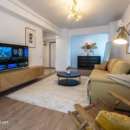 Spacious 1022 *