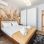Spacious 1022